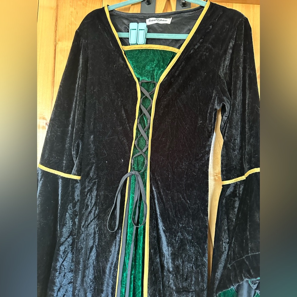 Medieval Renaissance Costume Dress - Picture 4 of 5